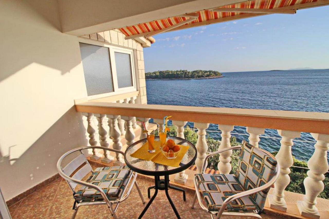 Apartments Villa Senija Prizba Eksteriør billede