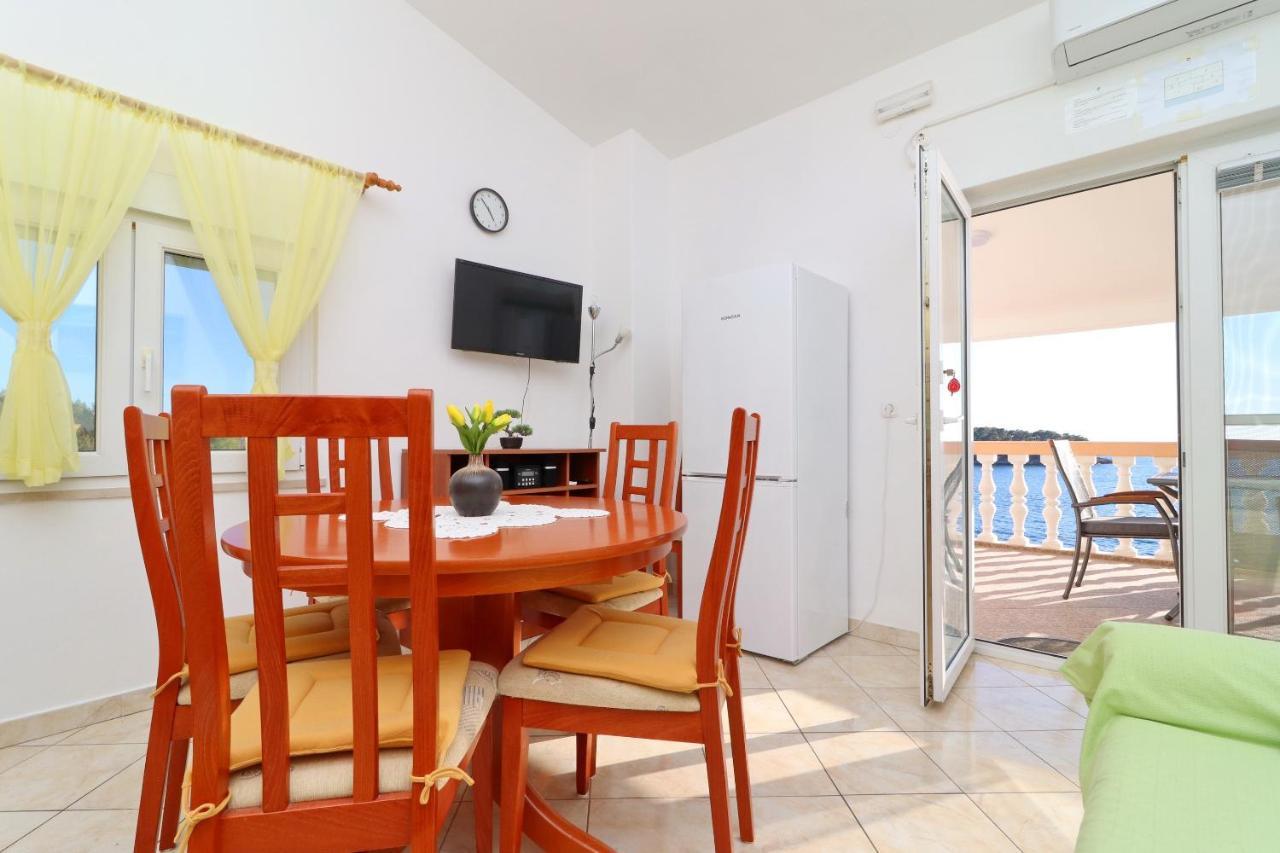 Apartments Villa Senija Prizba Eksteriør billede