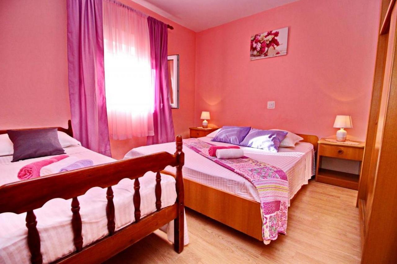 Apartments Villa Senija Prizba Eksteriør billede