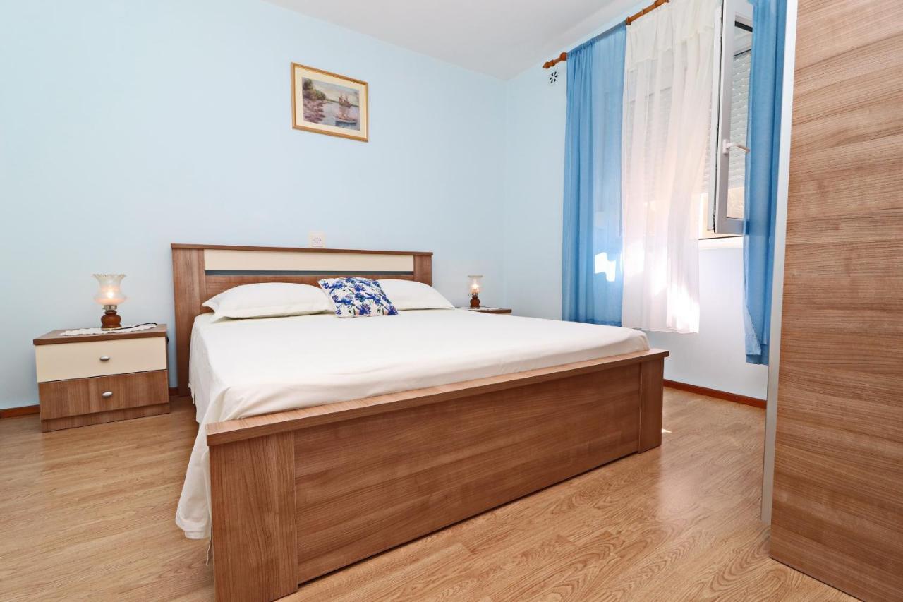 Apartments Villa Senija Prizba Eksteriør billede