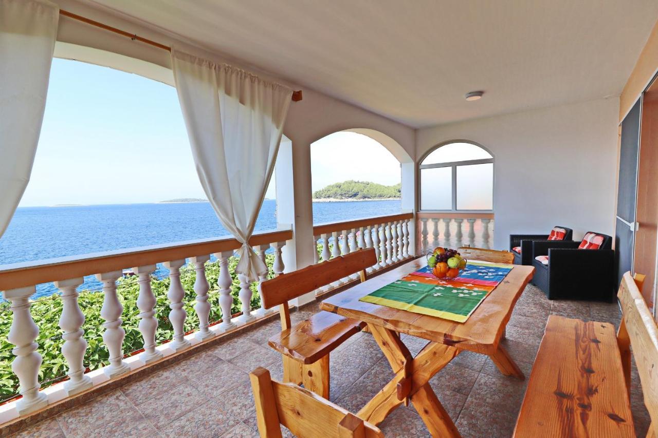 Apartments Villa Senija Prizba Eksteriør billede
